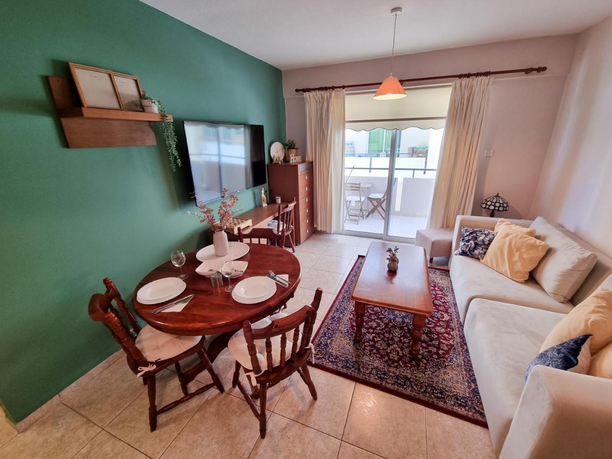 Dock Holiday Apartment لارنكا المظهر الخارجي الصورة